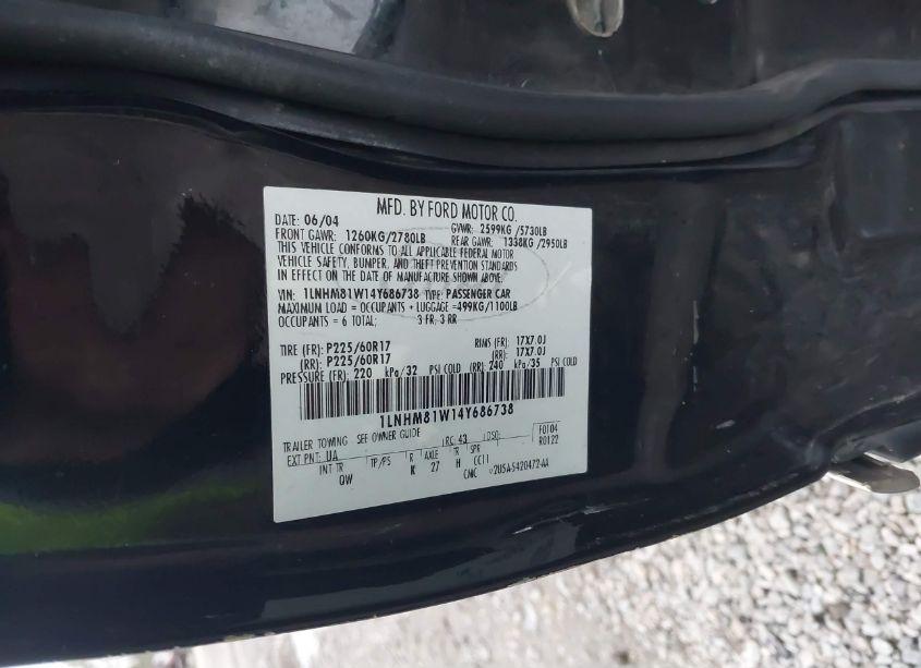 Photo 9 of 2004 Lincoln Town CAR SIGNATURE (VIN 1LNHM81W14Y686738)