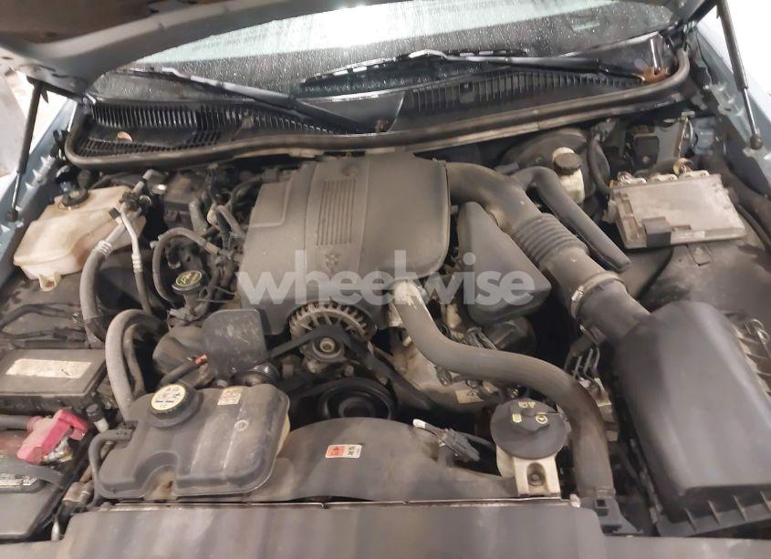 Photo 10 of 2005 Lincoln Town CAR SIGNATURE (VIN 1LNHM81W15Y636701)