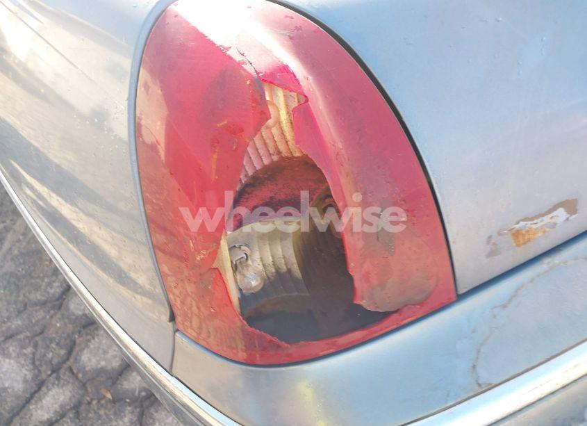 Photo 14 of 2000 Lincoln Town CAR EXECUTIVE (VIN 1LNHM81W1YY836613)