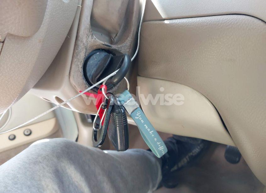 Photo 11 of 2006 Lincoln Town CAR SIGNATURE (VIN 1LNHM81W36Y602874)