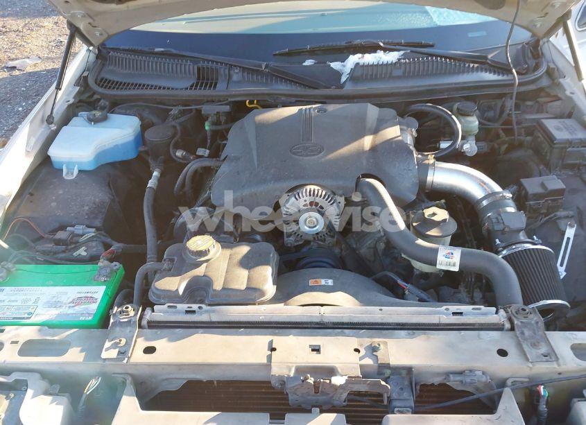 Photo 10 of 2000 Lincoln Town CAR EXECUTIVE (VIN 1LNHM81W3YY938415)