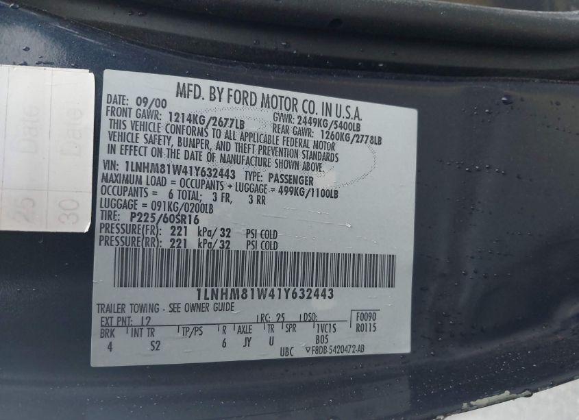 Photo 9 of 2001 Lincoln Town CAR EXECUTIVE (VIN 1LNHM81W41Y632443)