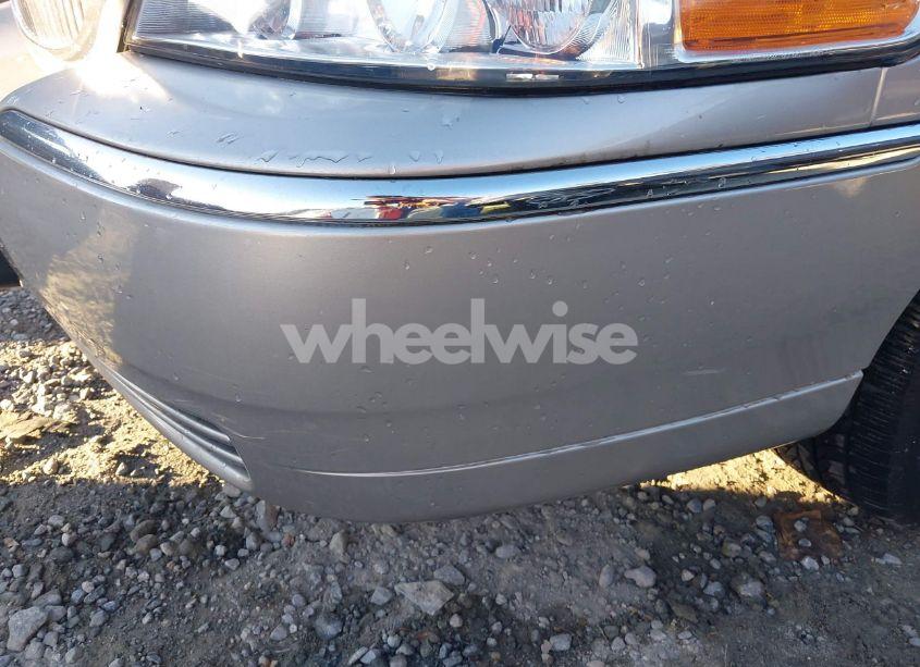 Photo 13 of 2004 Lincoln Town CAR SIGNATURE (VIN 1LNHM81W44Y621141)