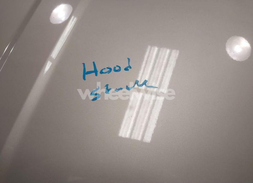 Photo 10 of 2004 Lincoln Town CAR SIGNATURE (VIN 1LNHM81W44Y663065)