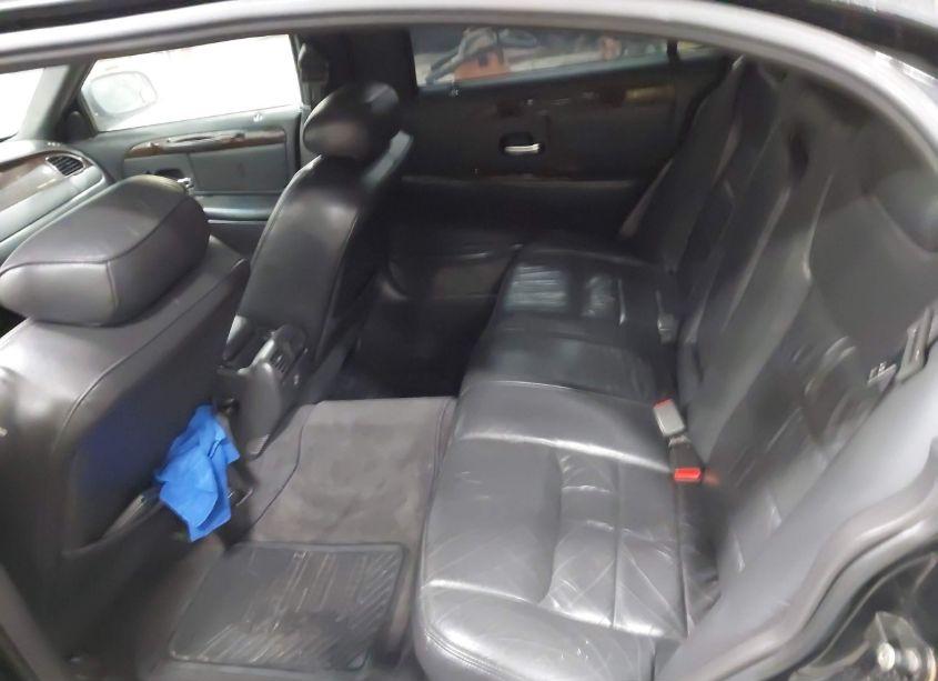 Photo 8 of 2000 Lincoln Town CAR EXECUTIVE (VIN 1LNHM81W4YY876300)