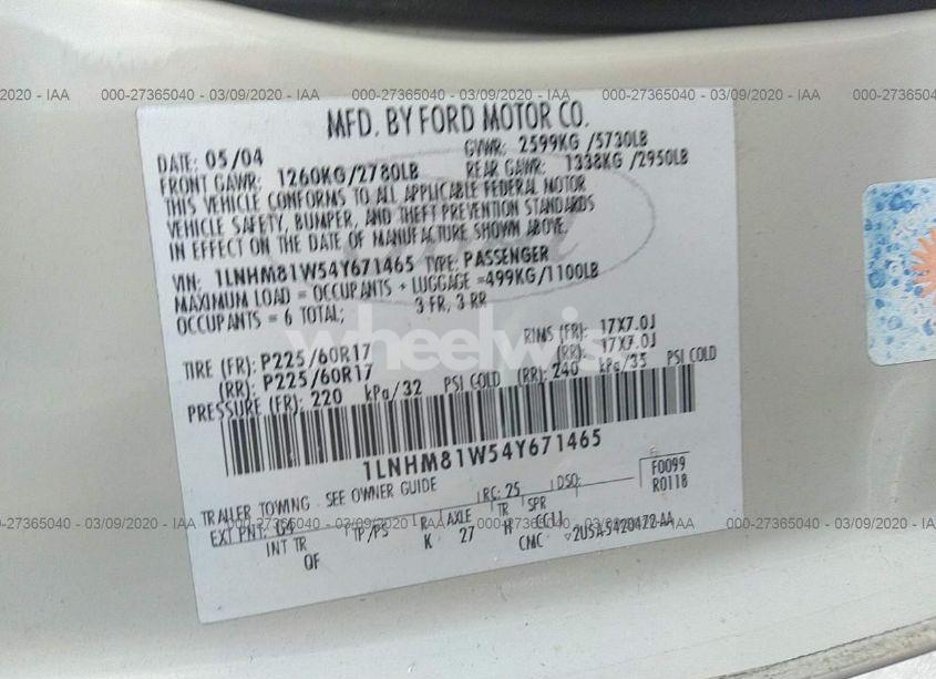 Photo 9 of 2004 Lincoln Town CAR SIGNATURE (VIN 1LNHM81W54Y671465)