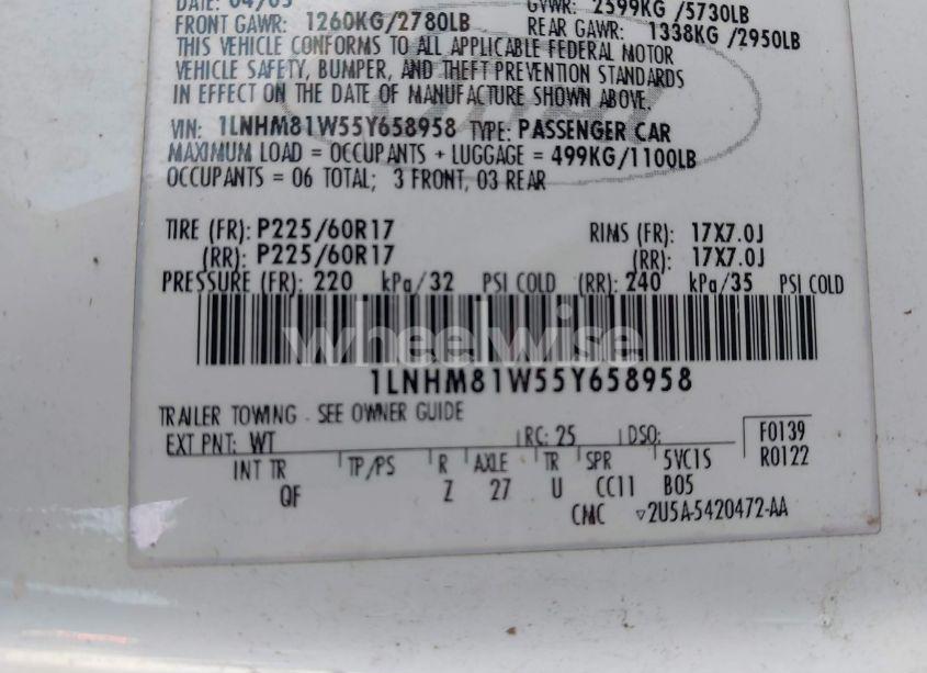 Photo 9 of 2005 Lincoln Town CAR SIGNATURE (VIN 1LNHM81W55Y658958)