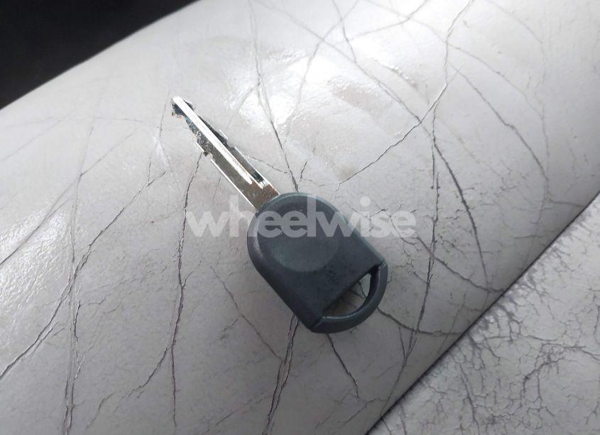 Photo 11 of 2001 Lincoln Town CAR EXECUTIVE (VIN 1LNHM81W71Y709449)