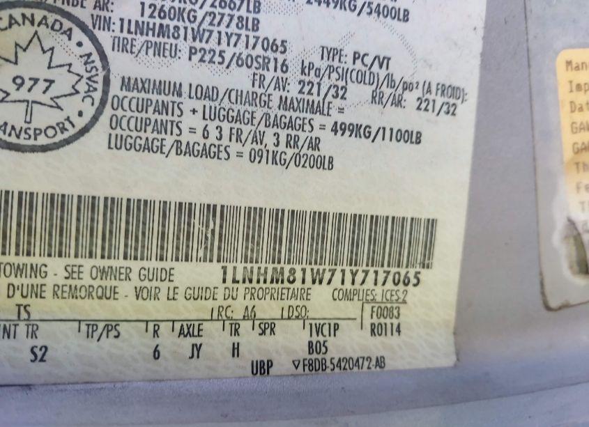 Photo 9 of 2001 Lincoln Town CAR EXECUTIVE (VIN 1LNHM81W71Y717065)