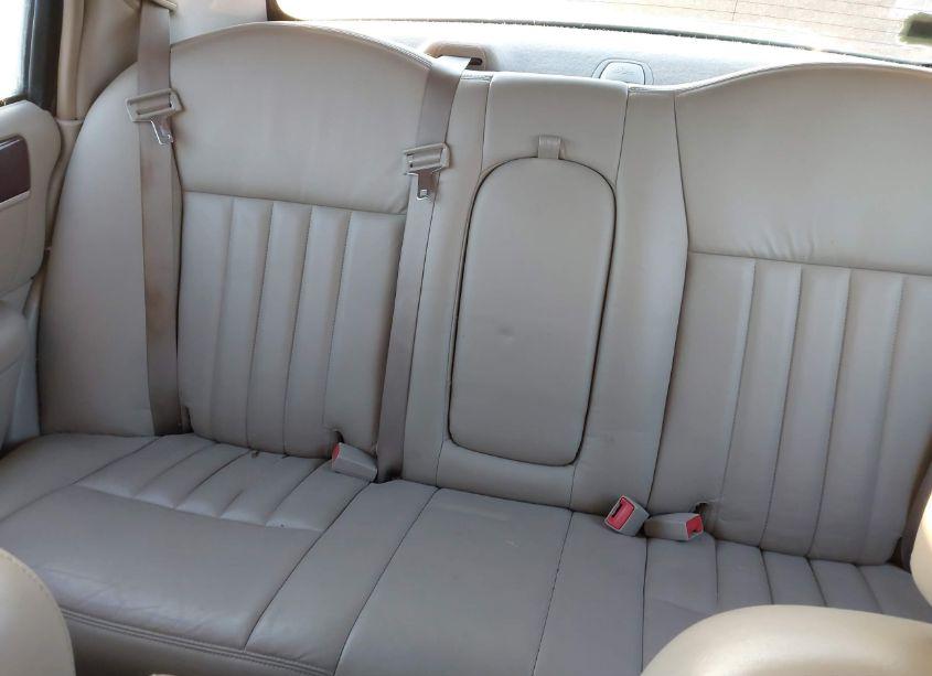 Photo 8 of 2004 Lincoln Town CAR SIGNATURE (VIN 1LNHM81W74Y640752)