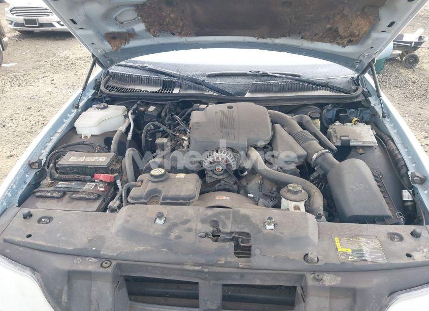 Photo 10 of 2005 Lincoln Town CAR SIGNATURE (VIN 1LNHM81W75Y636900)