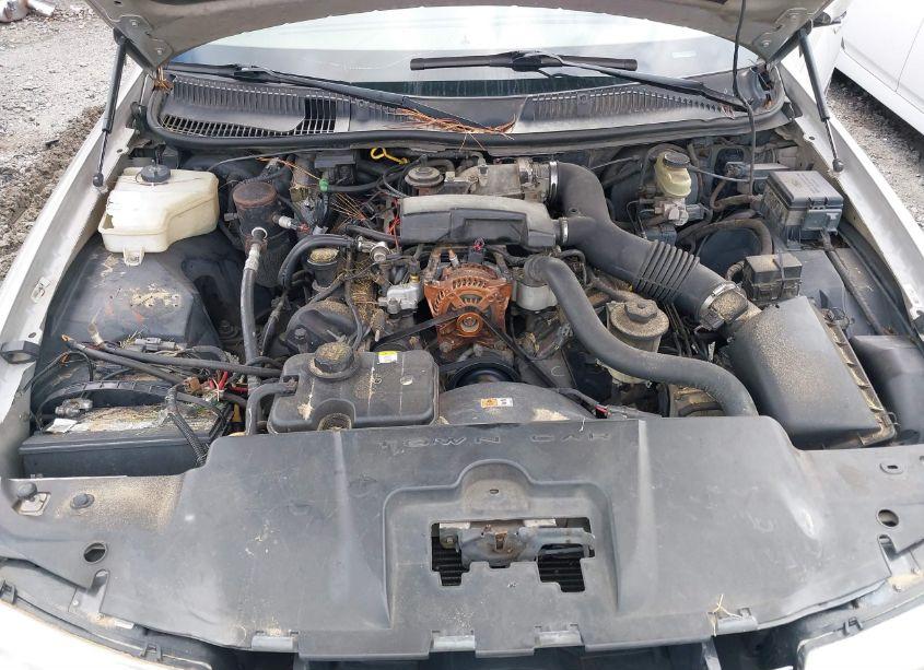 Photo 10 of 2001 Lincoln Town CAR EXECUTIVE (VIN 1LNHM81W81Y735249)