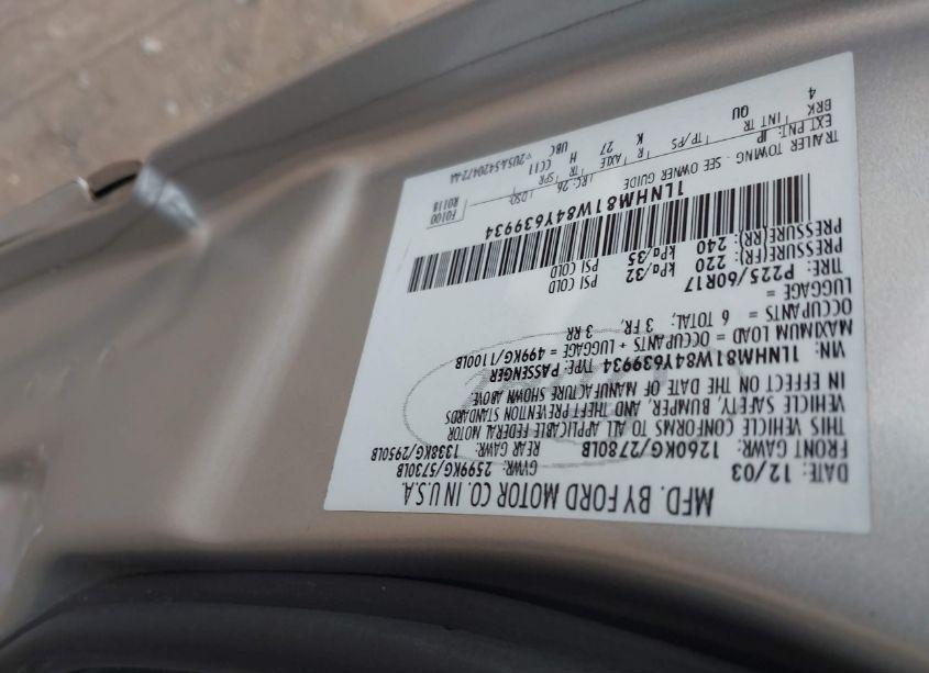 Photo 9 of 2004 Lincoln Town CAR SIGNATURE (VIN 1LNHM81W84Y639934)