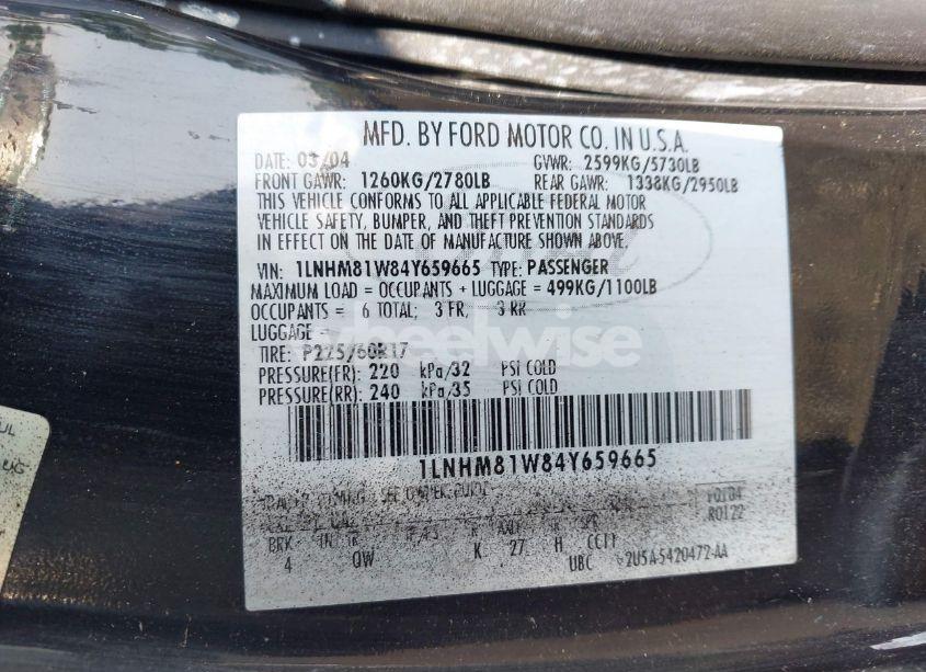 Photo 9 of 2004 Lincoln Town CAR SIGNATURE (VIN 1LNHM81W84Y659665)