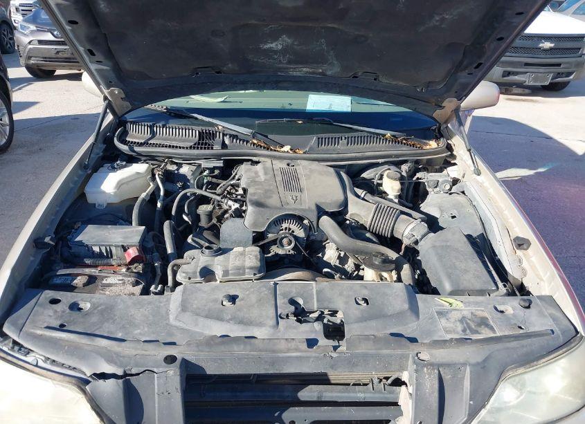 Photo 10 of 2004 Lincoln Town CAR SIGNATURE (VIN 1LNHM81W84Y661674)