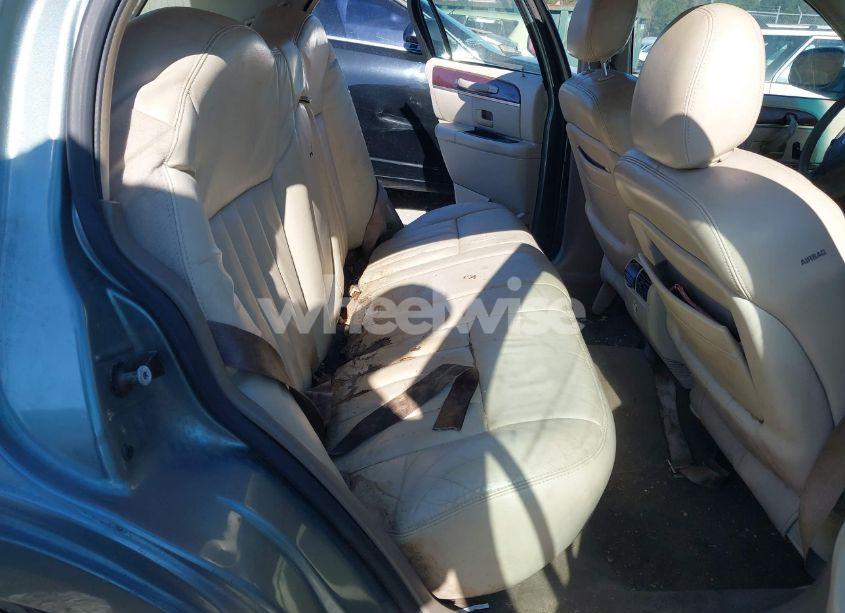 Photo 8 of 2004 Lincoln Town CAR SIGNATURE (VIN 1LNHM81W84Y677910)