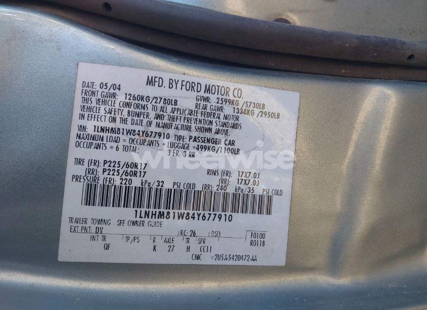 Photo 9 of 2004 Lincoln Town CAR SIGNATURE (VIN 1LNHM81W84Y677910)