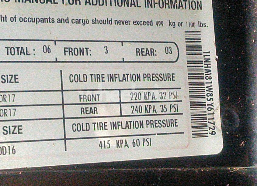 Photo 9 of 2005 Lincoln Town CAR SIGNATURE (VIN 1LNHM81W85Y611729)