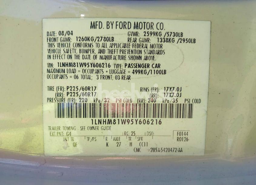 Photo 9 of 2005 Lincoln Town CAR SIGNATURE (VIN 1LNHM81W95Y606216)