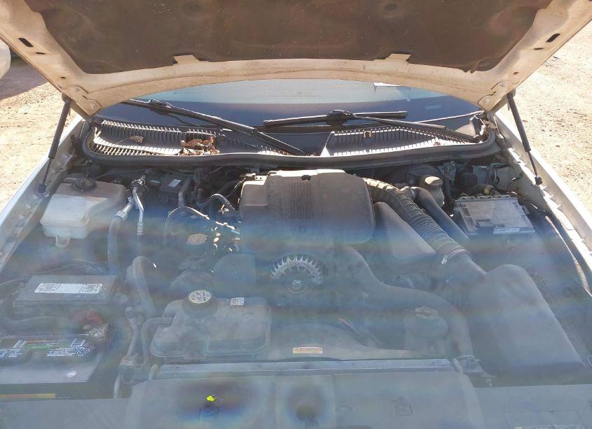 Photo 10 of 2005 Lincoln Town CAR SIGNATURE (VIN 1LNHM81W95Y608063)