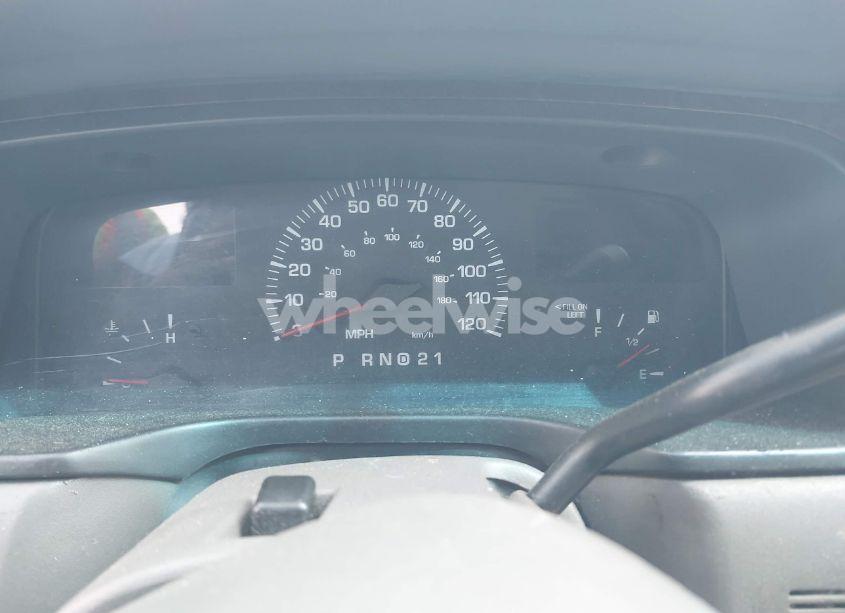 Photo 7 of 2000 Lincoln Town CAR EXECUTIVE (VIN 1LNHM81W9YY924809)