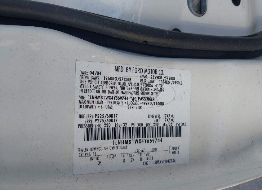 Photo 9 of 2004 Lincoln Town CAR SIGNATURE (VIN 1LNHM81WX4Y669744)