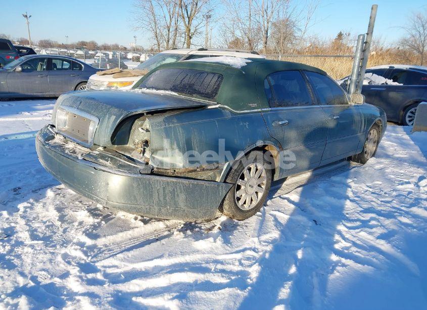 Photo 4 of 2006 Lincoln Town CAR SIGNATURE LIMITED (VIN 1LNHM82V36Y618577)