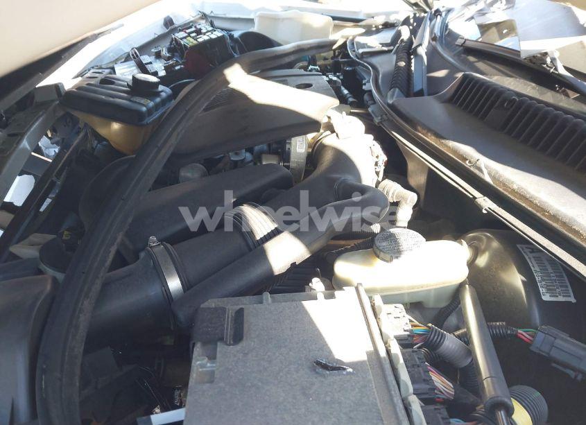 Photo 10 of 2006 Lincoln Town CAR SIGNATURE LIMITED (VIN 1LNHM82V76Y636483)