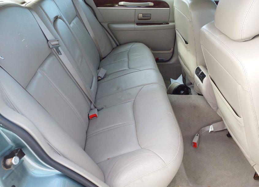 Photo 8 of 2006 Lincoln Town CAR SIGNATURE LIMITED (VIN 1LNHM82V86Y642714)