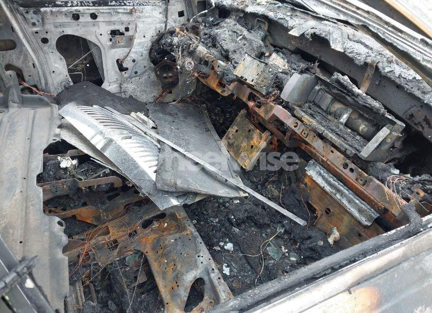 Photo 5 of 2006 Lincoln Town CAR SIGNATURE LIMITED (VIN 1LNHM82VX6Y619029)