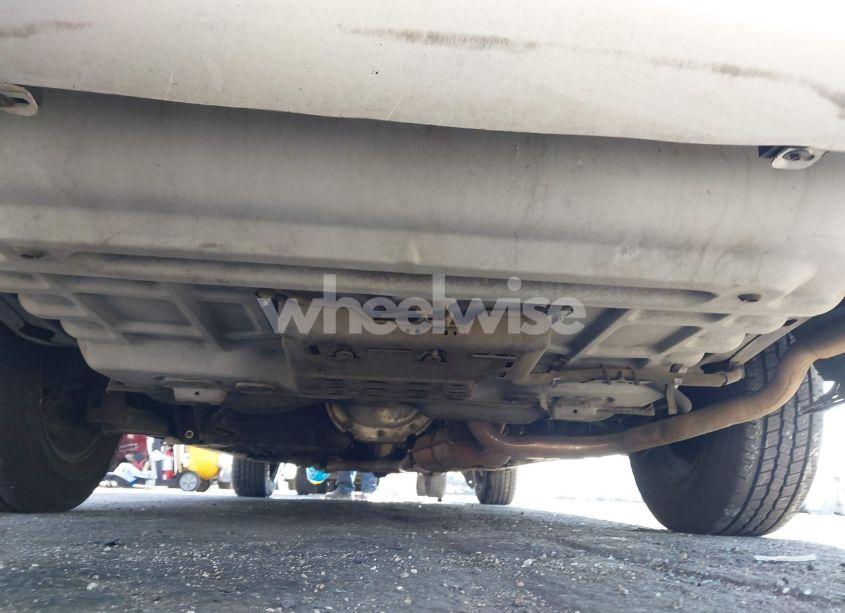 Photo 16 of 2001 Lincoln Town CAR SIGNATURE (VIN 1LNHM82W01Y712594)