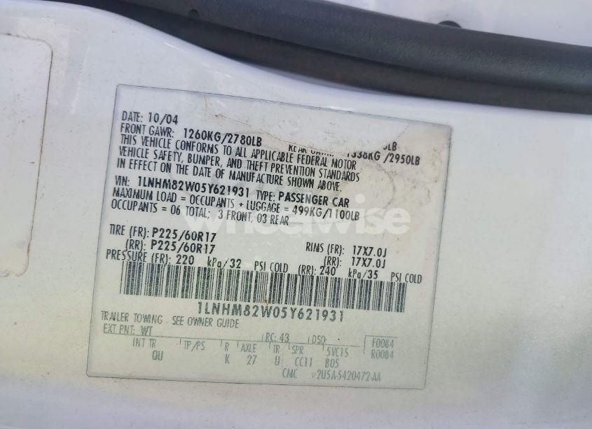 Photo 9 of 2005 Lincoln Town CAR SIGNATURE LIMITED (VIN 1LNHM82W05Y621931)