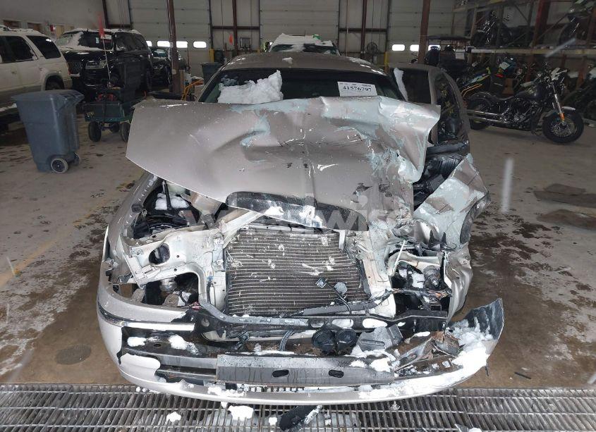 Photo 12 of 2000 Lincoln Town CAR SIGNATURE (VIN 1LNHM82W1YY934202)