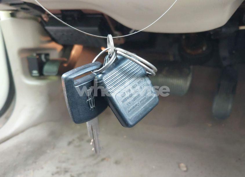 Photo 11 of 2005 Lincoln Town CAR SIGNATURE LIMITED (VIN 1LNHM82W25Y649407)