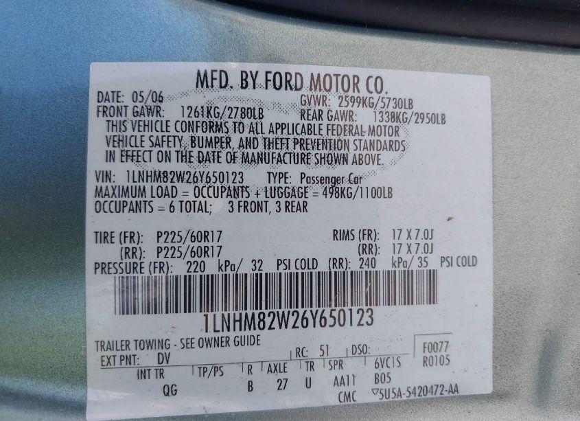 Photo 9 of 2006 Lincoln Town CAR SIGNATURE LIMITED (VIN 1LNHM82W26Y650123)