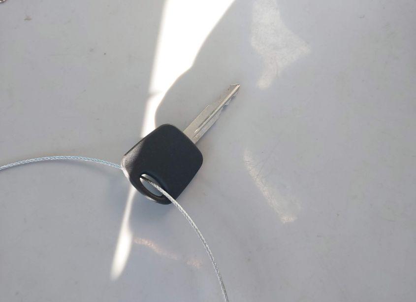 Photo 11 of 2000 Lincoln Town CAR SIGNATURE (VIN 1LNHM82W2YY933866)