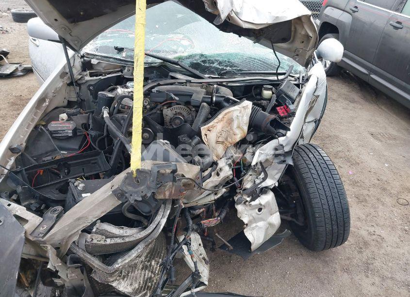 Photo 10 of 2001 Lincoln Town CAR SIGNATURE (VIN 1LNHM82W31Y609511)