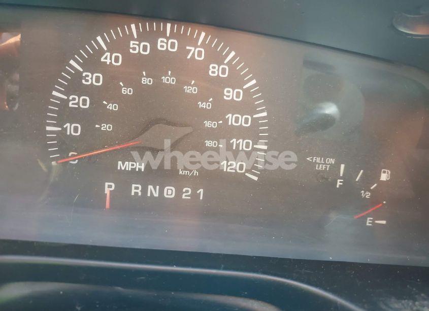 Photo 7 of 2000 Lincoln Town CAR SIGNATURE (VIN 1LNHM82W4YY794291)