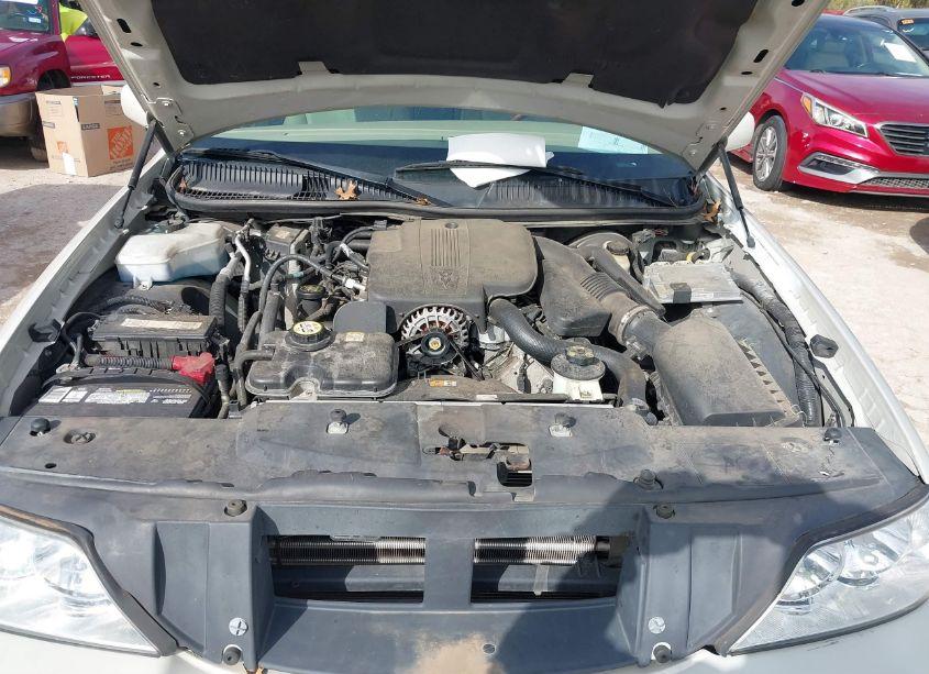 Photo 10 of 2006 Lincoln Town CAR SIGNATURE LIMITED (VIN 1LNHM82W76Y627985)