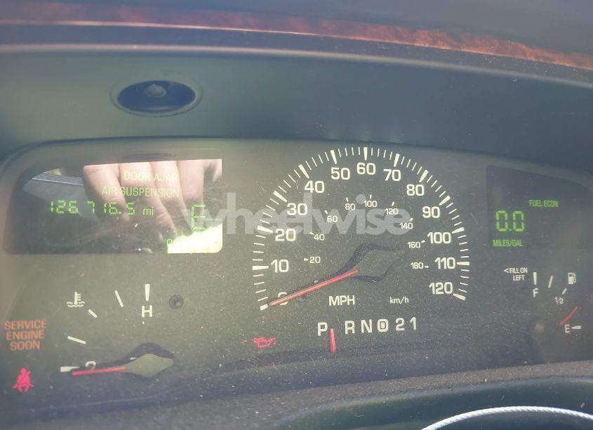 Photo 7 of 2001 Lincoln Town CAR SIGNATURE (VIN 1LNHM82W81Y715016)