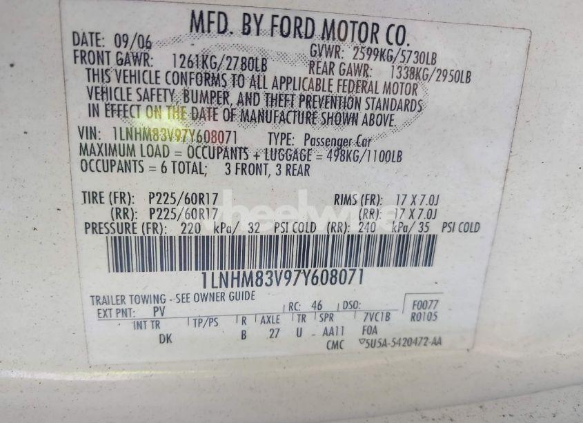 Photo 9 of 2007 Lincoln Town CAR DESIGNER SERIES (VIN 1LNHM83V97Y608071)