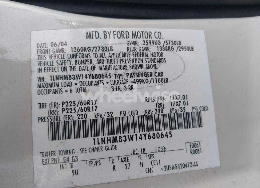 Photo 9 of 2004 Lincoln Town CAR ULTIMATE (VIN 1LNHM83W14Y680645)