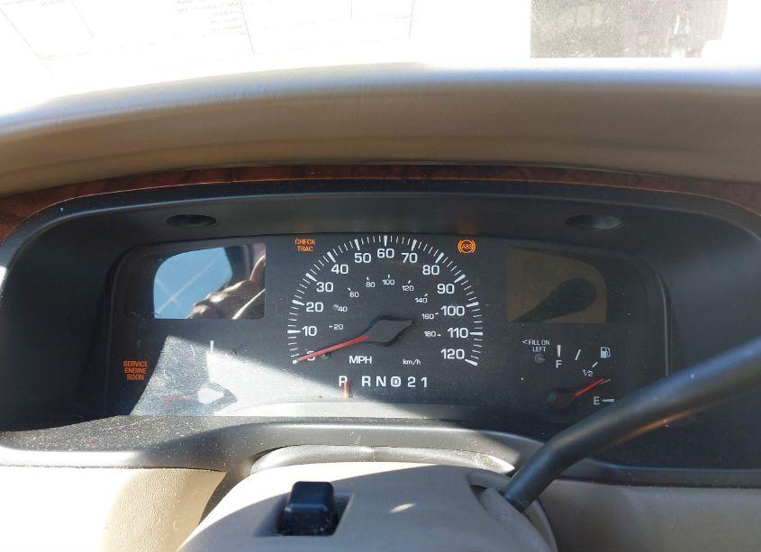 Photo 15 of 2000 Lincoln Town CAR CARTIER (VIN 1LNHM83W1YY876879)