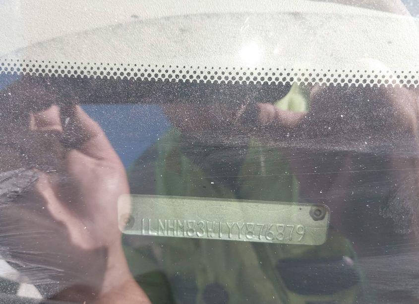 Photo 9 of 2000 Lincoln Town CAR CARTIER (VIN 1LNHM83W1YY876879)