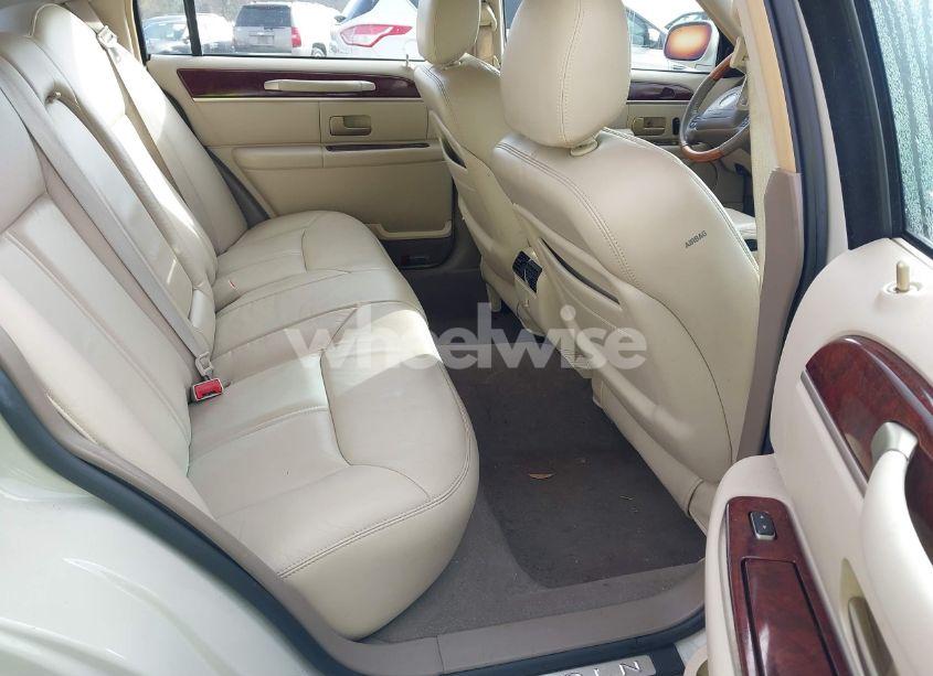 Photo 8 of 2004 Lincoln Town CAR ULTIMATE (VIN 1LNHM83W24Y614203)