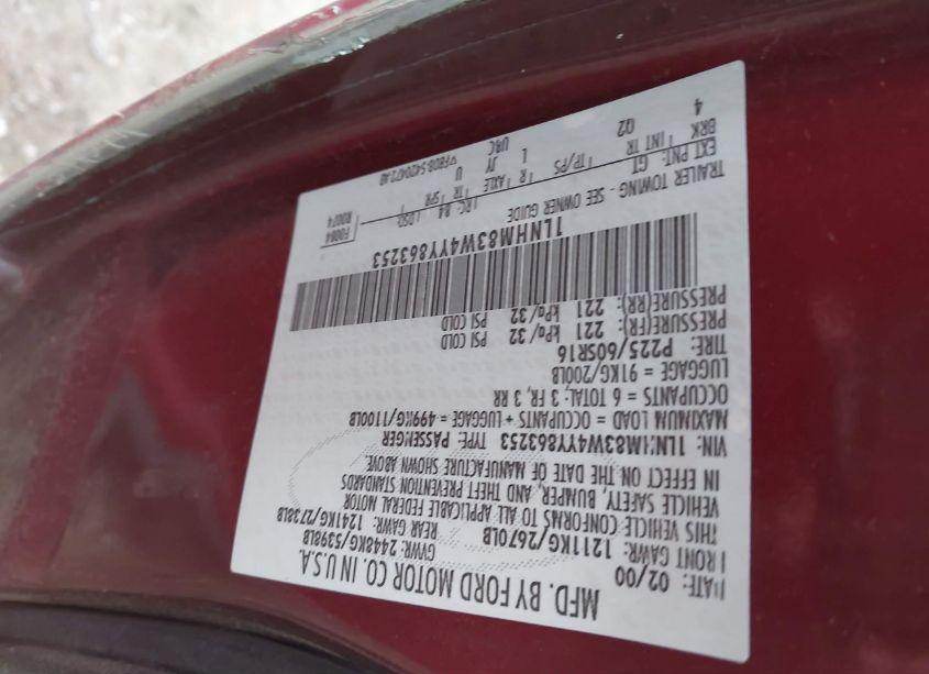 Photo 9 of 2000 Lincoln Town CAR CARTIER (VIN 1LNHM83W4YY863253)