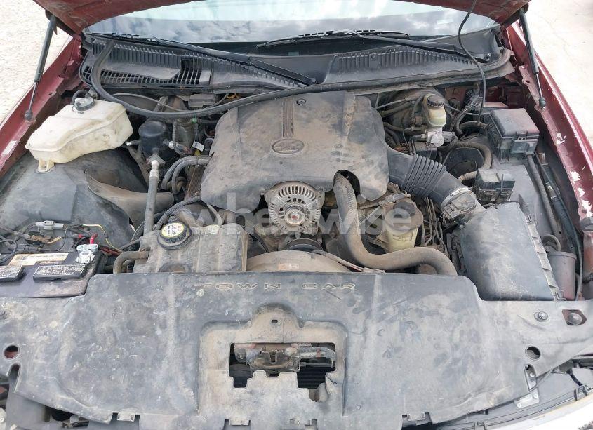 Photo 10 of 2002 Lincoln Town CAR CARTIER/CARTIER PREM. (VIN 1LNHM83W52Y626407)