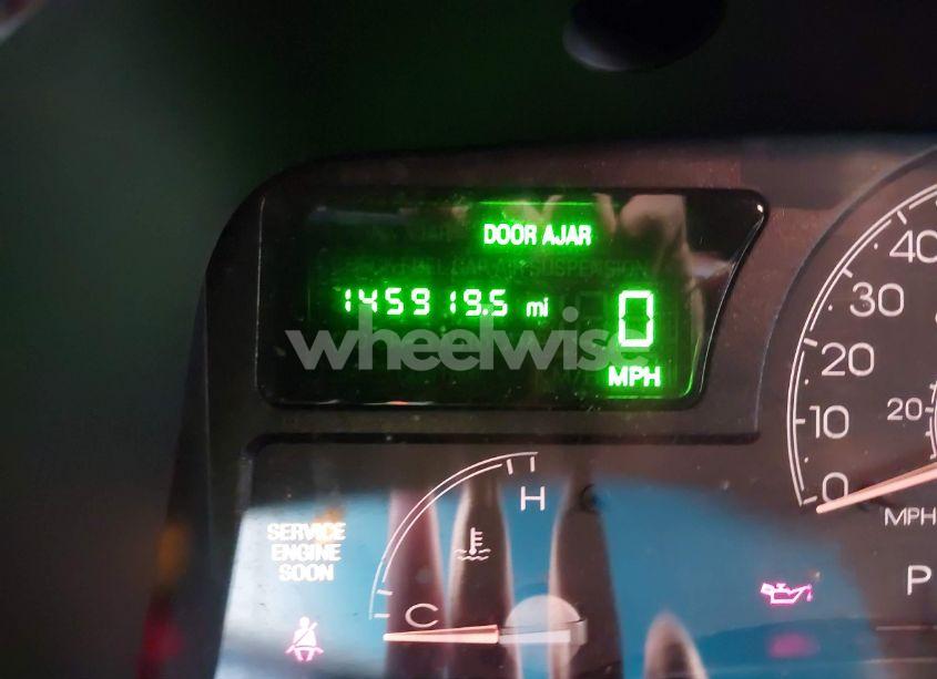 Photo 7 of 2004 Lincoln Town CAR ULTIMATE (VIN 1LNHM83W64Y644935)