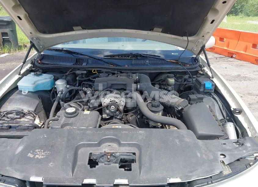 Photo 10 of 2001 Lincoln Town CAR CARTIER (VIN 1LNHM83W81Y688740)