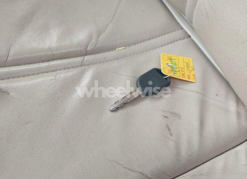 Photo 11 of 2004 Lincoln Town CAR ULTIMATE (VIN 1LNHM83W84Y664457)